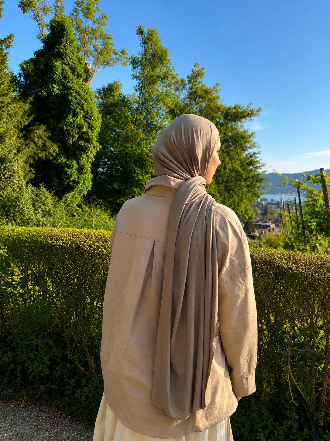 Asymmetrische Wickelbluse aus Baumwolle