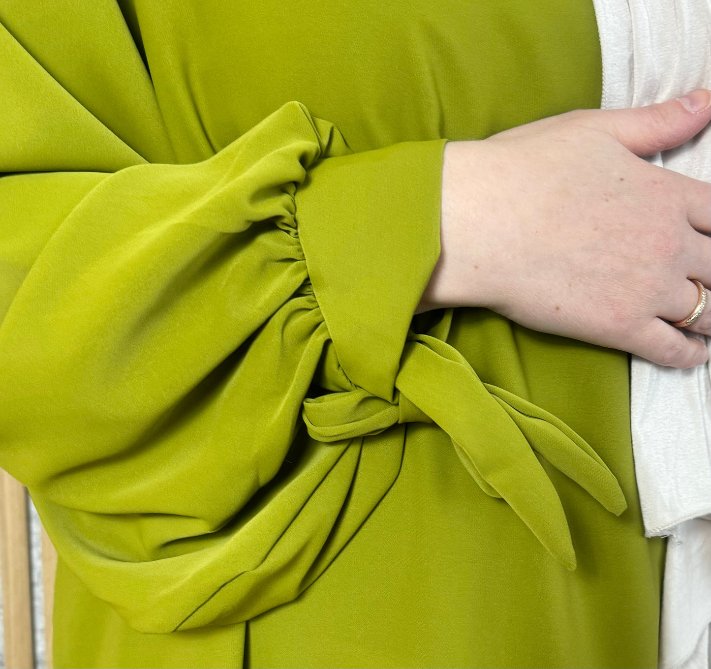 Abaya „Medinilla“