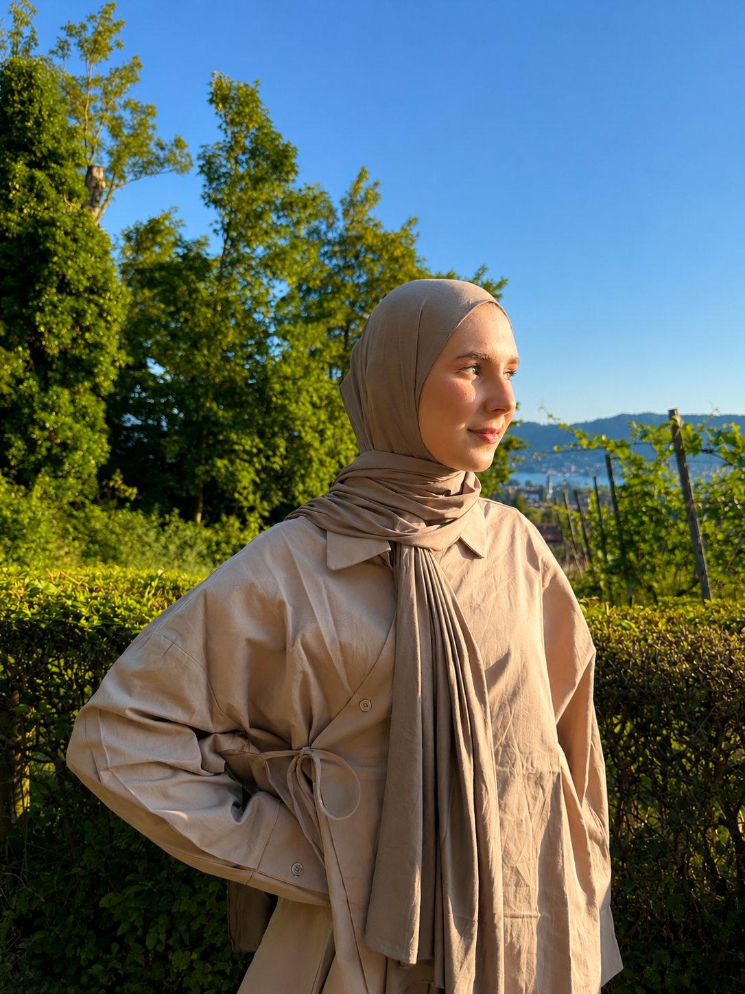 Asymmetrische Wickelbluse aus Baumwolle