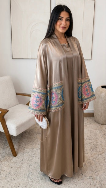 Samya Besticktes Abaya Kleid